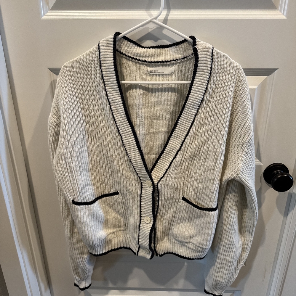 OAK + FORT WhiteCardigan with Black Accents, size M